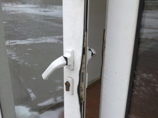 reparatii usi termopan