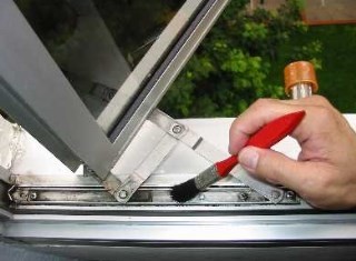 reparatii ferestre termopan